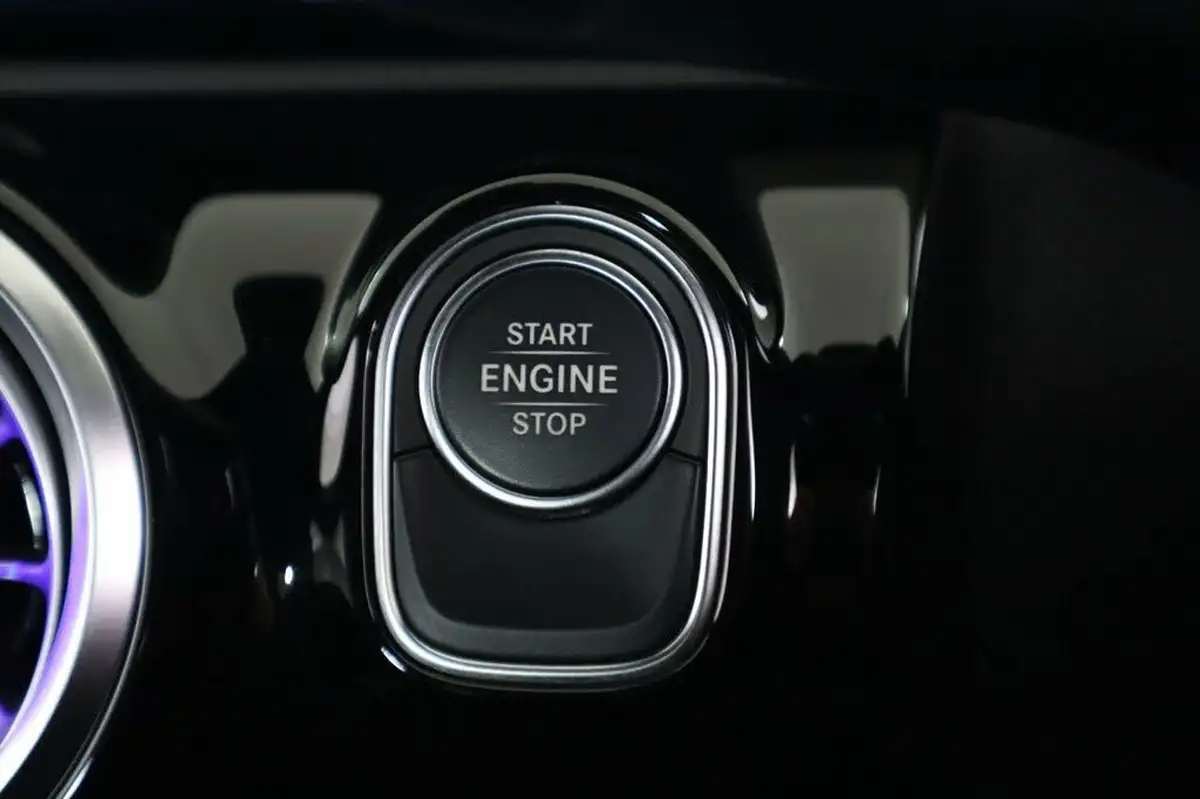 2022-mercedes-benz-a-class-13-a250e-amg-line-premium-edition-saloon-4d-big-52