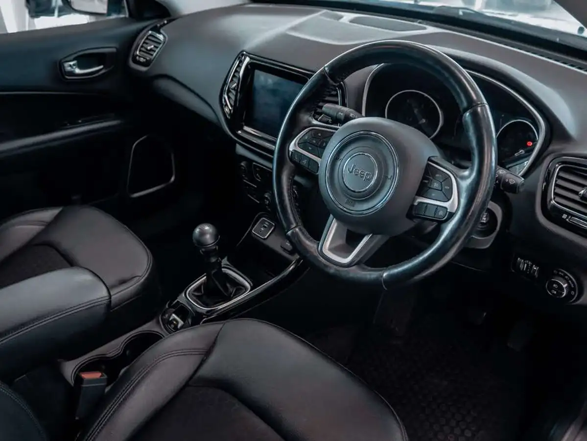 2021-jeep-compass-14-multiair-ii-night-eagle-big-8