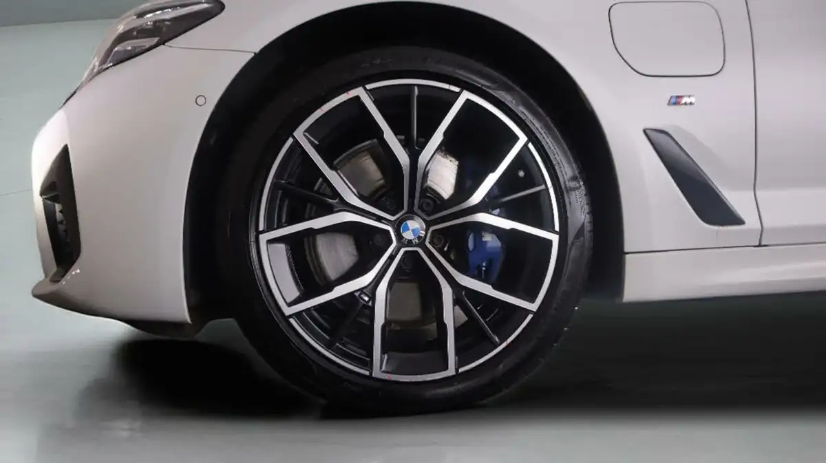 2021-bmw-5-series-20-530e-xdrive-m-sport-saloon-4d-big-18
