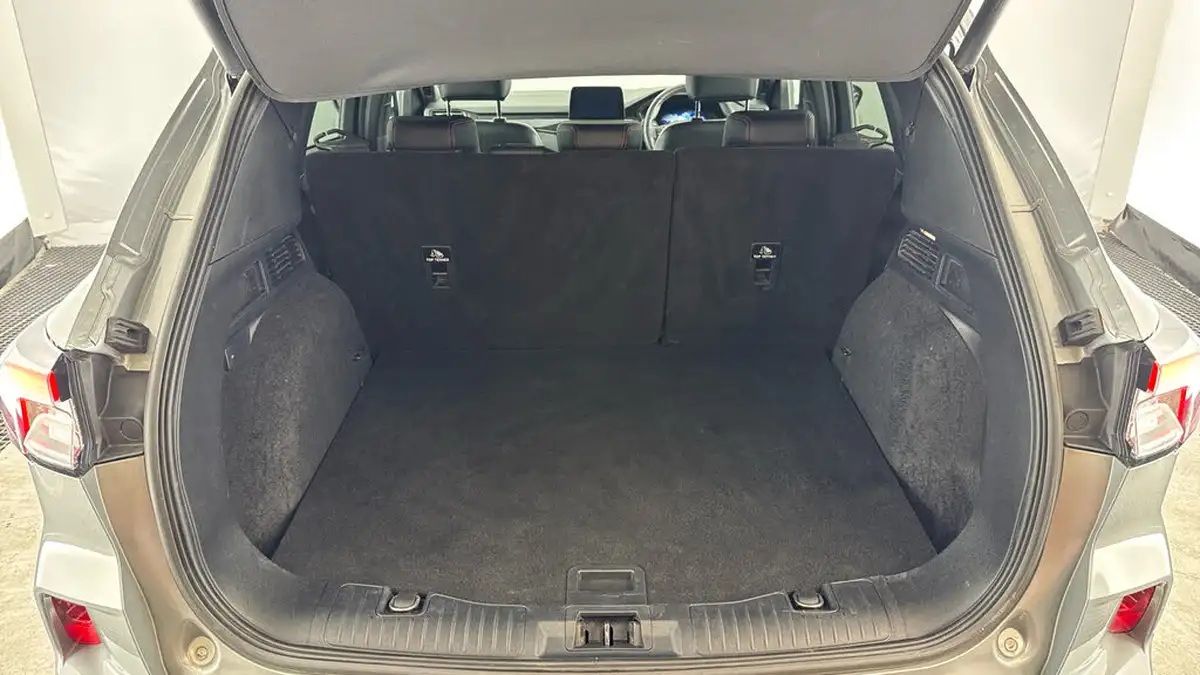 2021-ford-kuga-15-st-line-edition-big-14