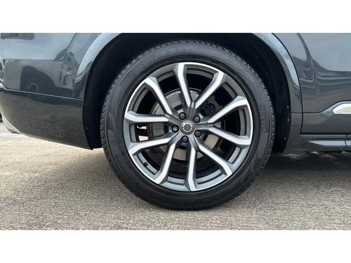 2017-volvo-xc90-20td-d5-inscription-auto-big-6