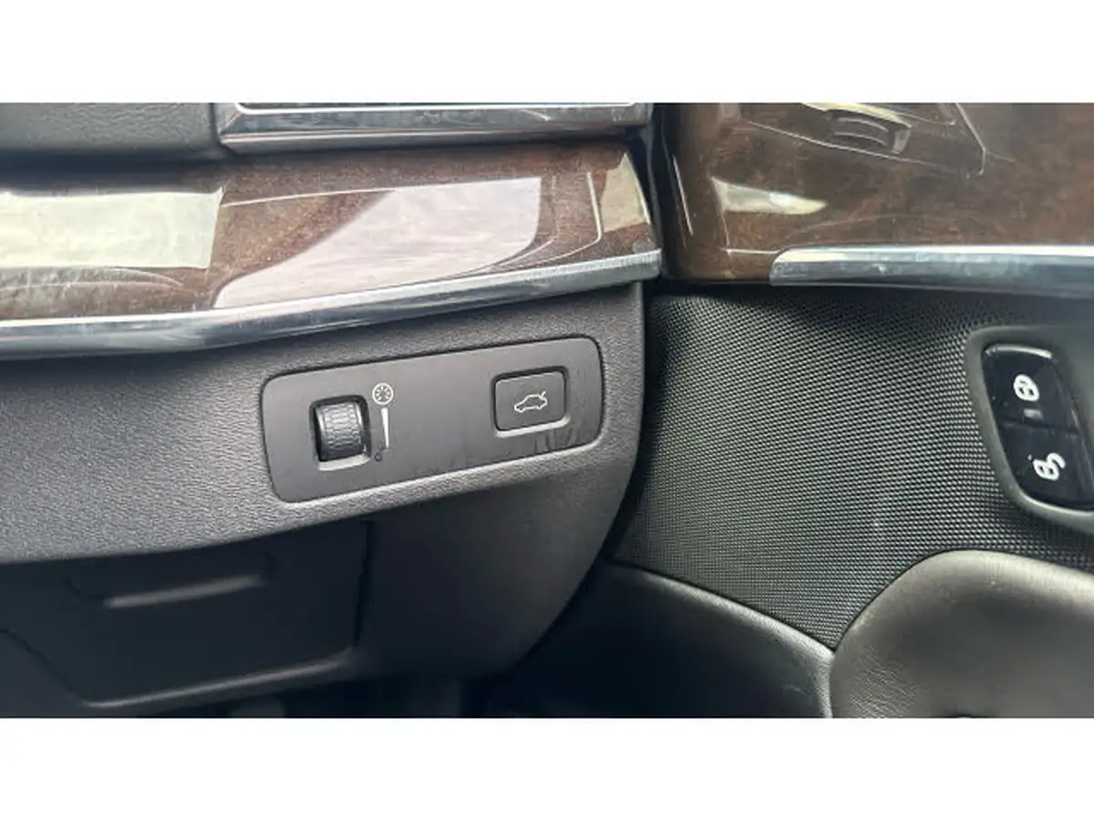 2017-volvo-xc90-20td-d5-inscription-auto-big-30