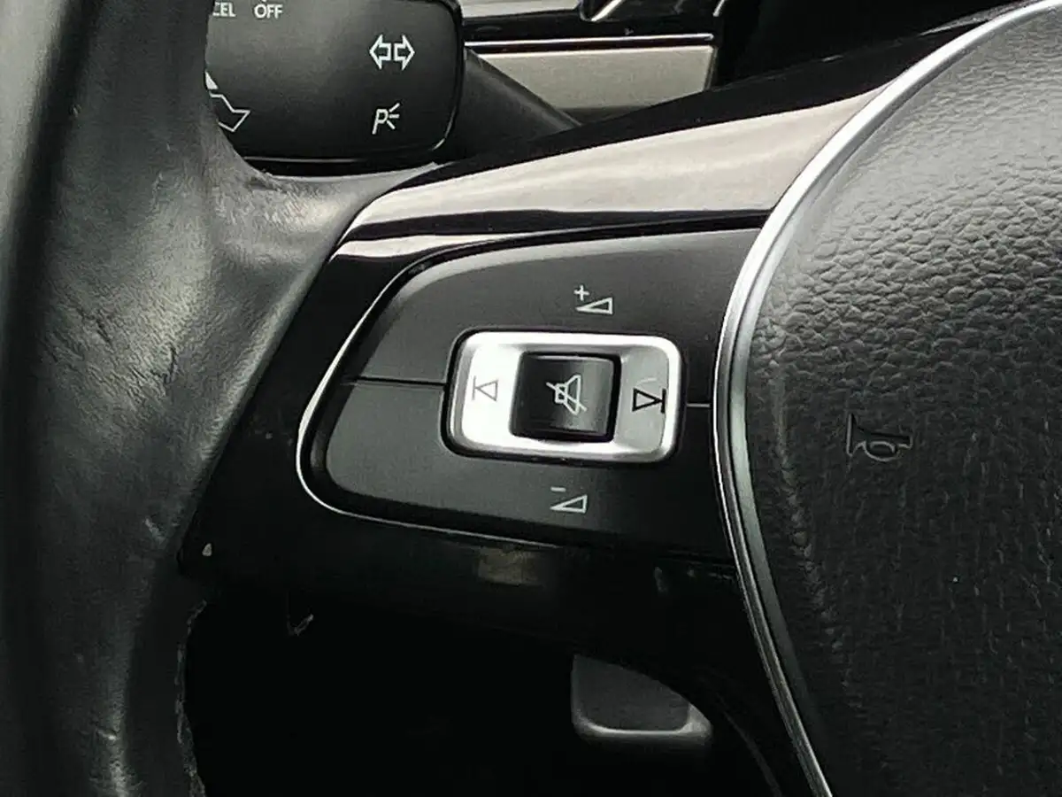 2020-volkswagen-polo-10-tsi-match-dsg-big-18