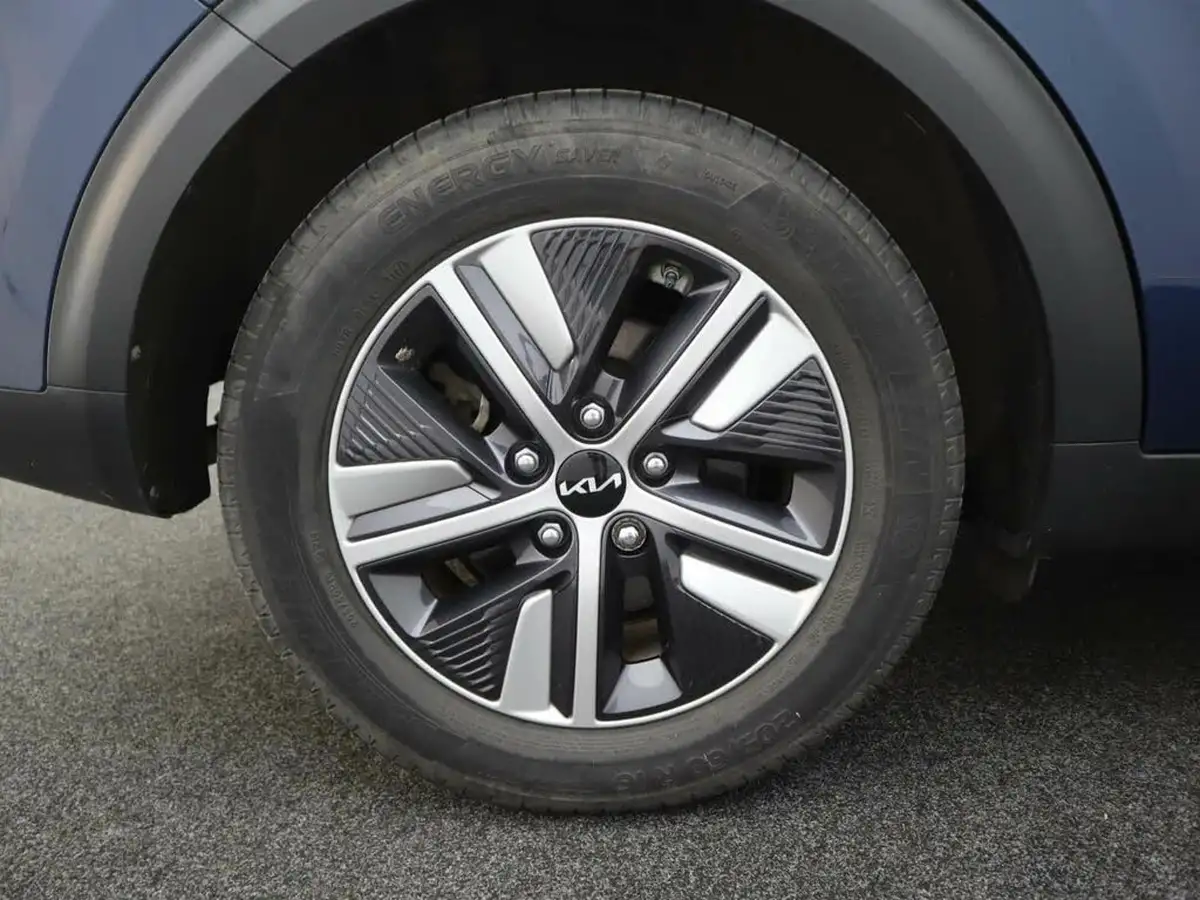 2022-kia-niro-16-gdi-2-139bhp-156kwh-big-6