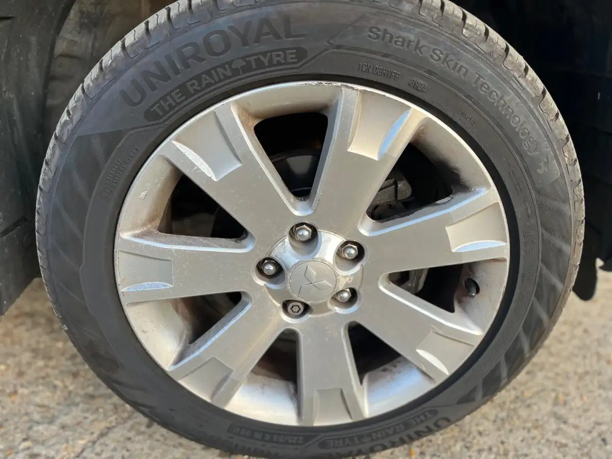 2012-mitsubishi-outlander-22td-gx4-2268cc-big-11