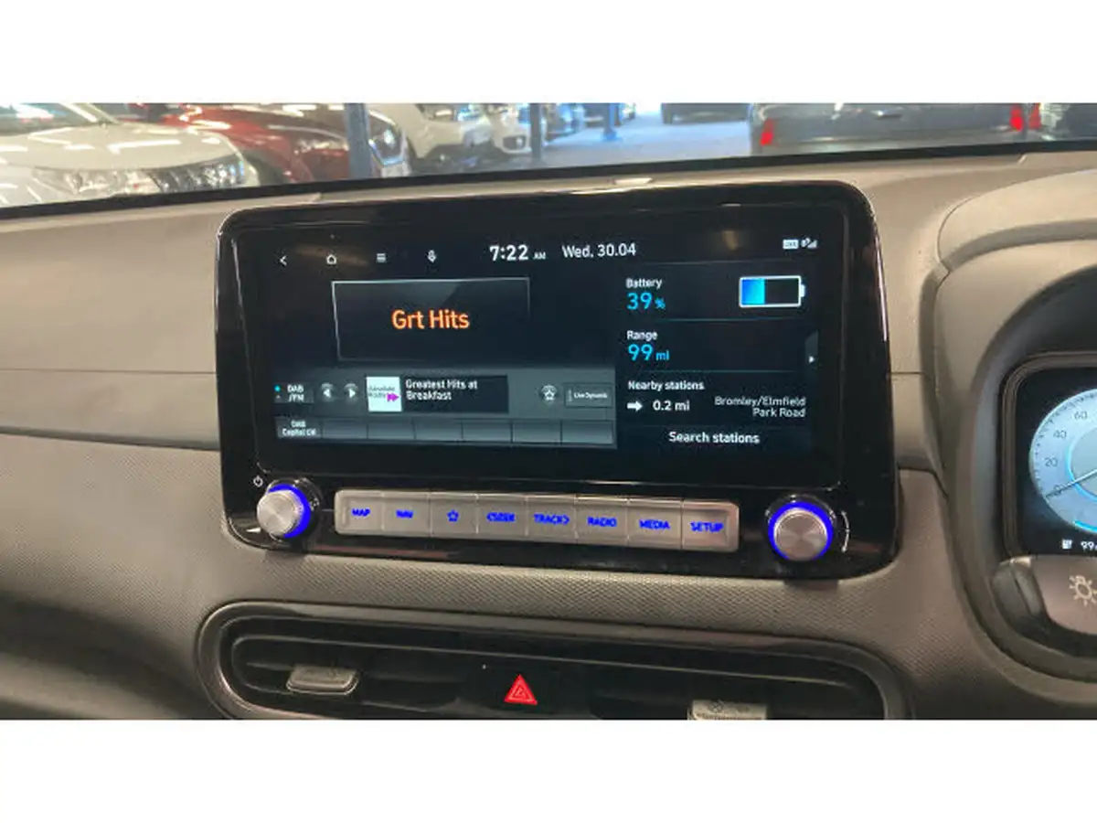2022-hyundai-kona-e-premium-204ps-64kwh-7kw-obc-big-42