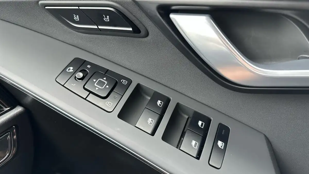 2024-kia-niro-16-gdi-139bhp-hev-132kwh-big-18