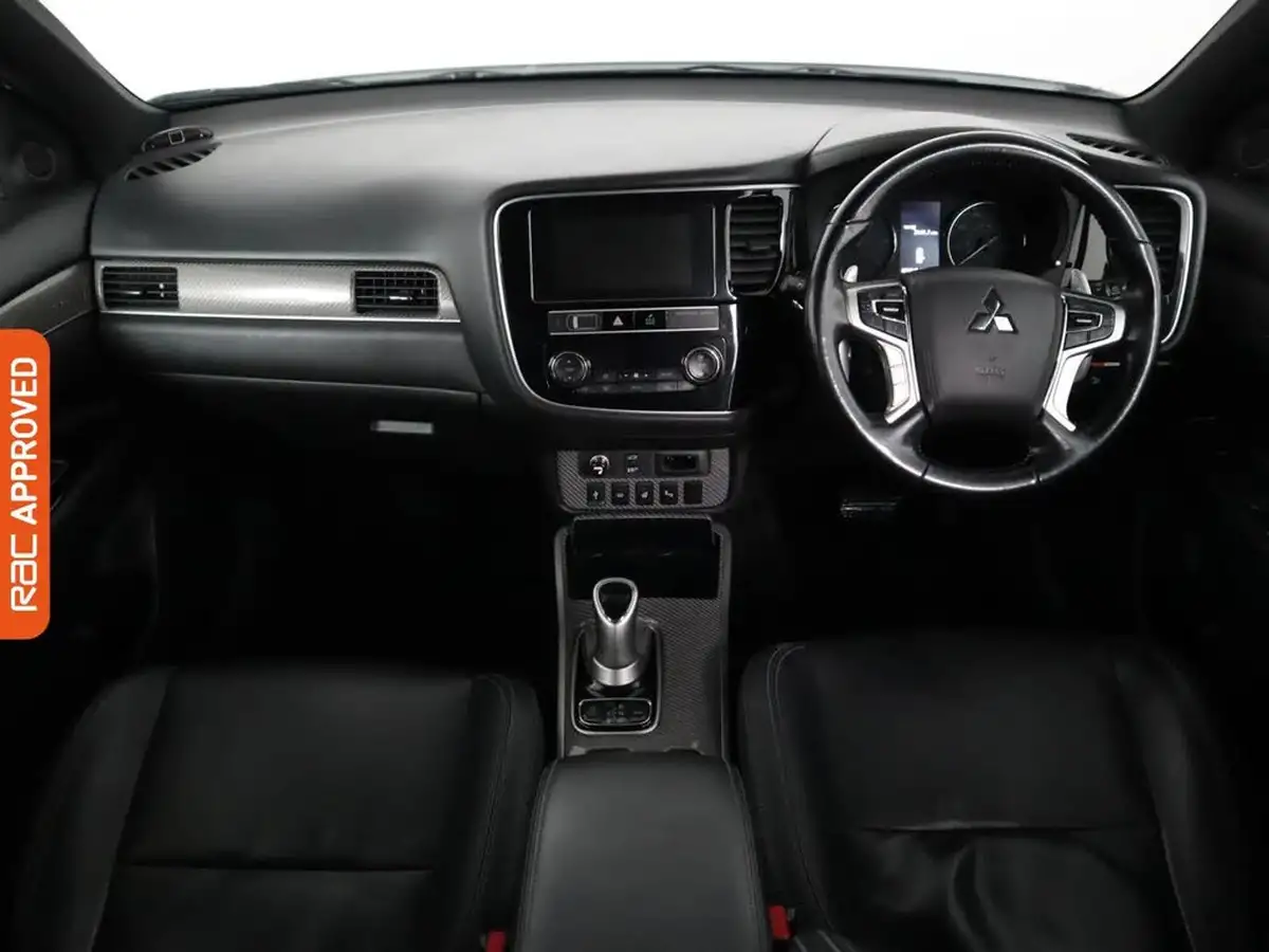2018-mitsubishi-outlander-24-4h-phev-big-1