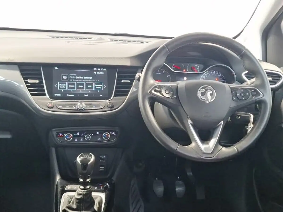 2022-vauxhall-crossland-12-elite-edition-130ps-big-6