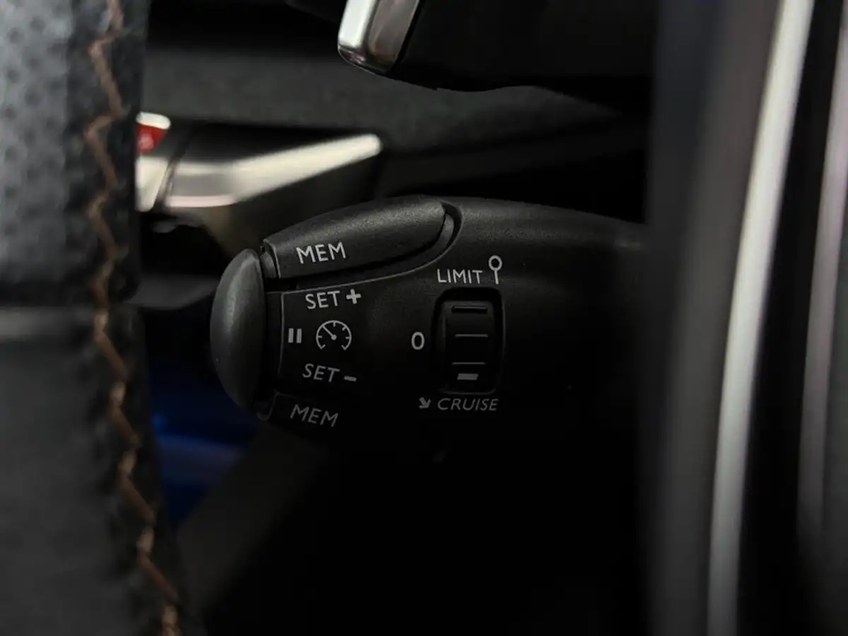 2018-peugeot-3008-suv-16-bluehdi-gt-line-eat6-big-25