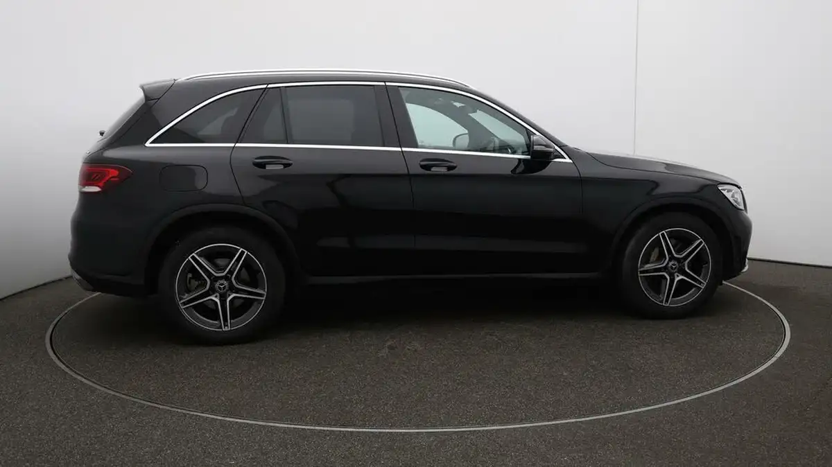 2020-mercedes-benz-glc-class-20d-glc220d-amg-line-station-wagon-5d-4matic-plus-big-49