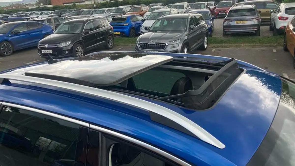 2021-skoda-karoq-15-tsi-edition-big-27