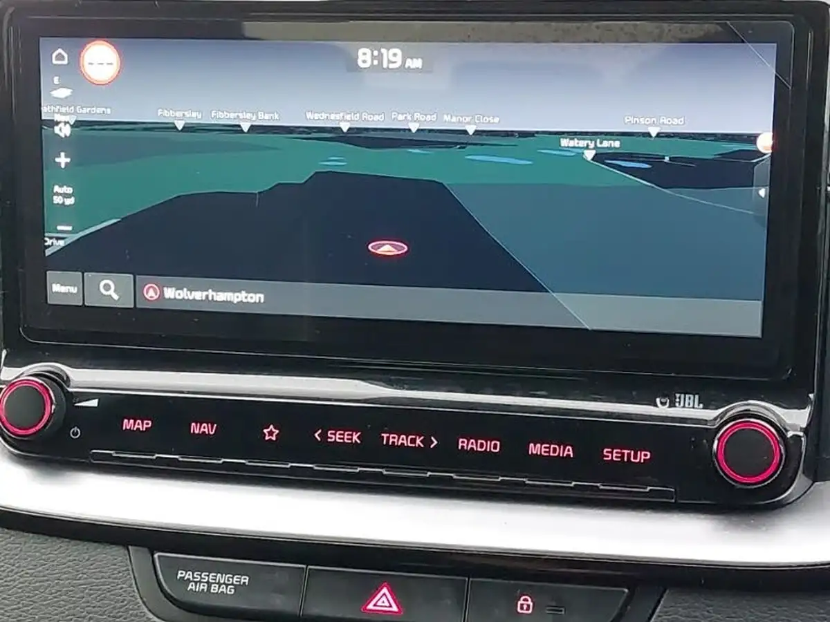 2022-kia-xceed-15-t-gdi-4-big-16