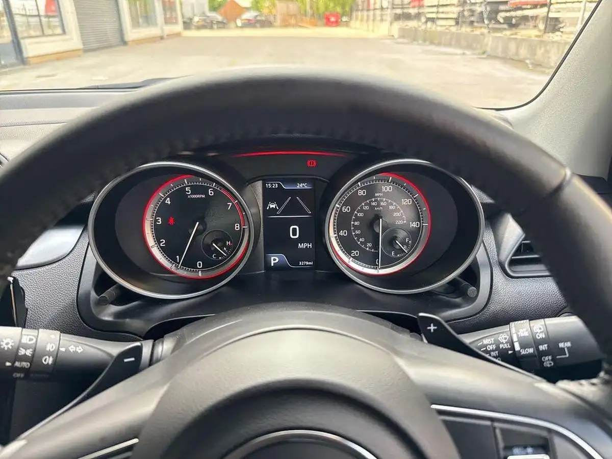 2021-suzuki-swift-12-dualjet-sz5-cvt-big-13