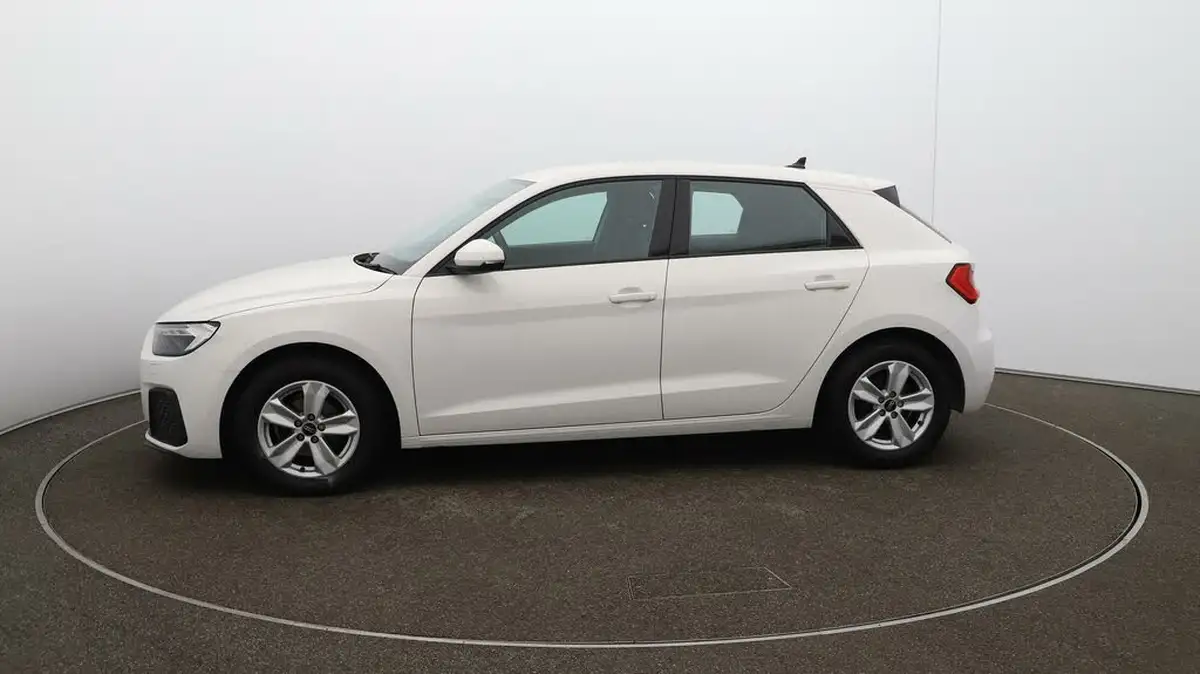 2022-audi-a1-10-25-tfsi-technik-big-56