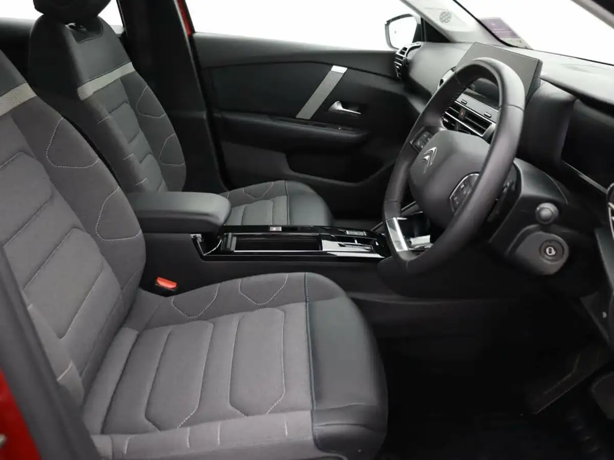 2022-citroen-c4-12-puretech-sense-plus-eat8-big-20