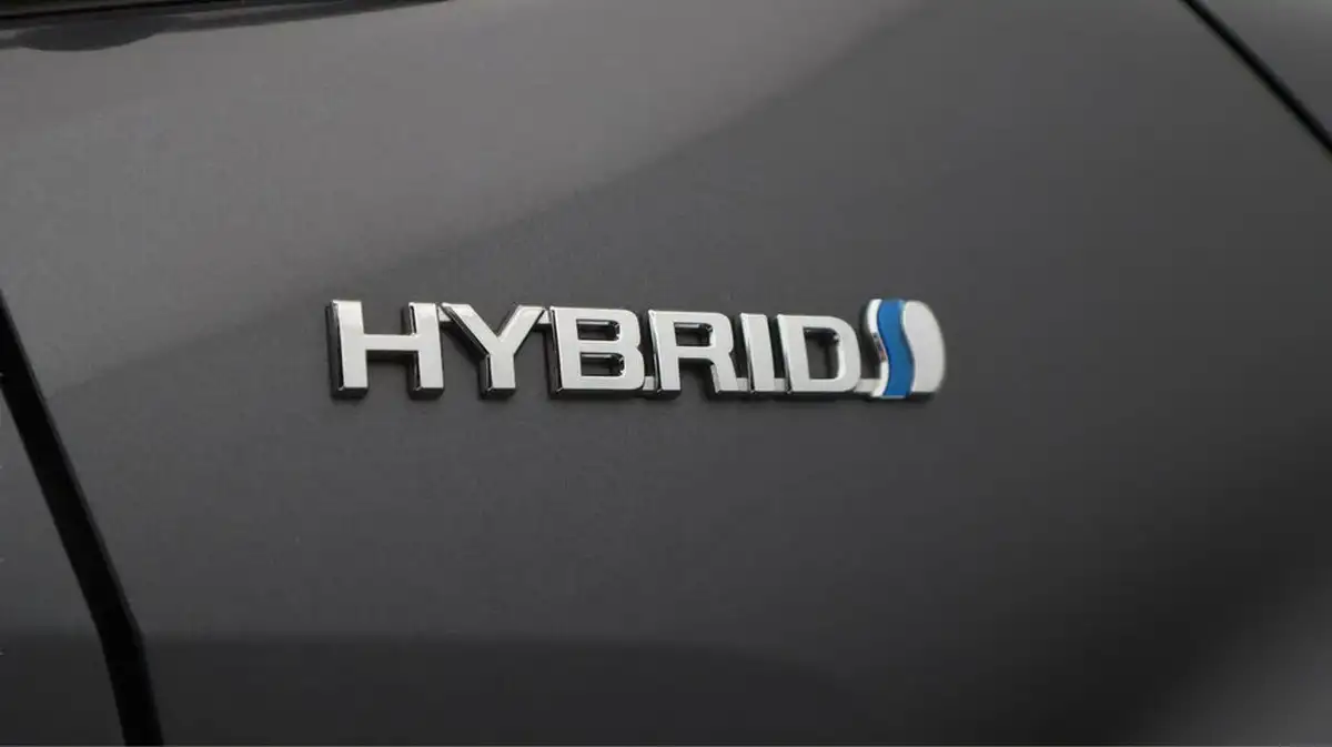 2020-toyota-c-hr-18-vvt-i-excel-big-22