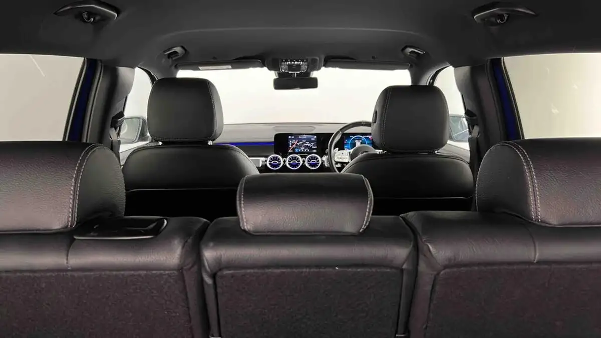 2020-mercedes-benz-glb-class-20-glb35-amg-premium-plus-big-46