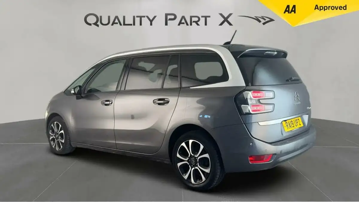 2019-citroen-grand-c4-spacetourer-12-puretech-flair-big-4
