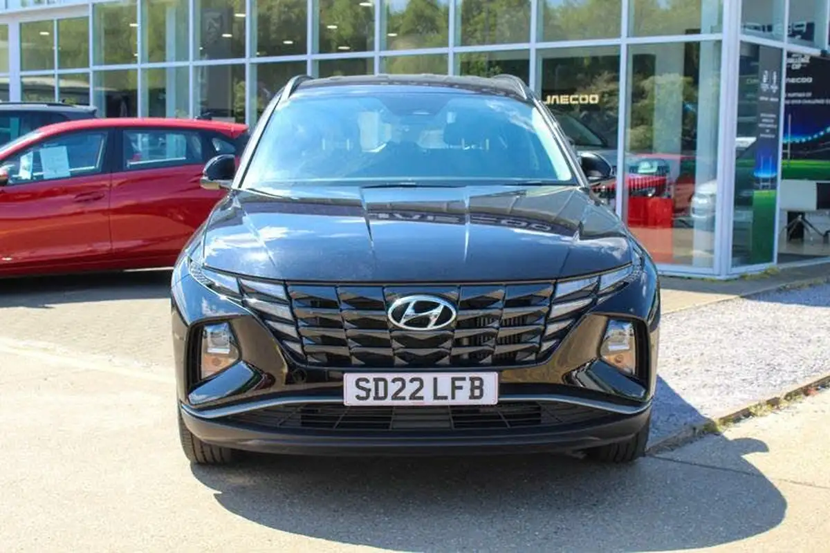 2022-hyundai-tucson-16-t-gdi-se-connect-150ps-big-1