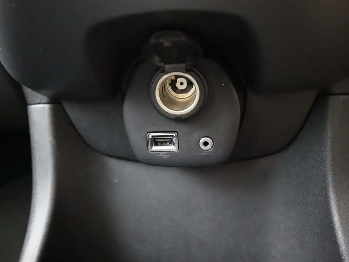 2019-toyota-aygo-10-vvt-i-x-play-big-28