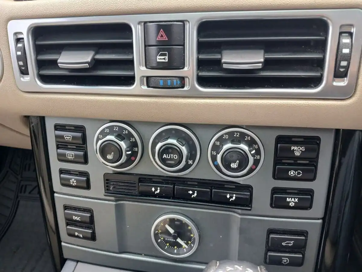 2009-land-rover-range-rover-36td-vogue-big-10