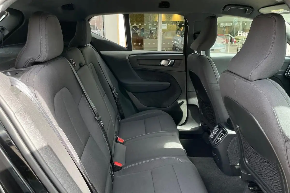 2022-volvo-xc40-e-recharge-plus-228bhp-big-21