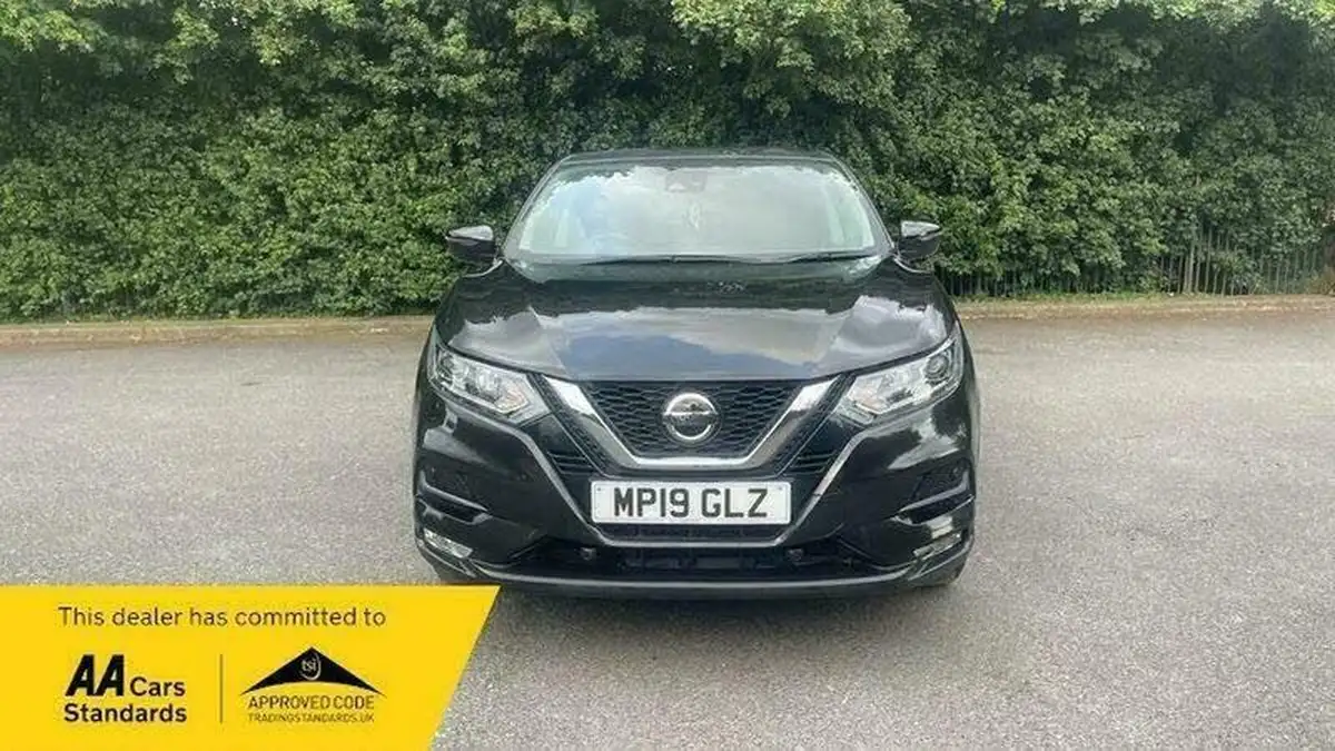 2019-nissan-qashqai-13-dig-t-acenta-premium-140ps-big-4