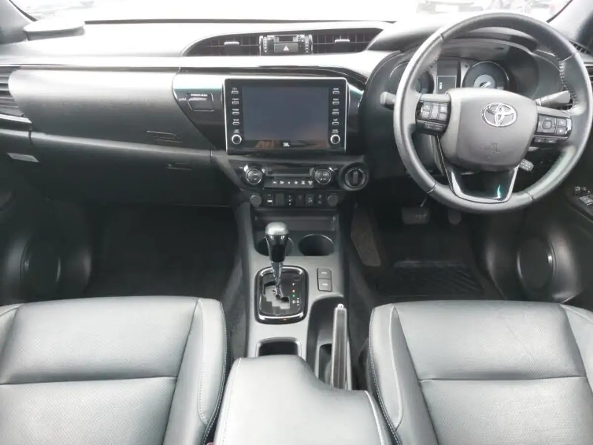 2022-toyota-hi-lux-28d-4d-invincible-x-204hpeu6d-2755cc-auto-big-2