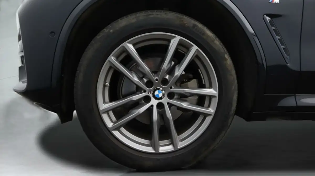 2021-bmw-x3-big-18