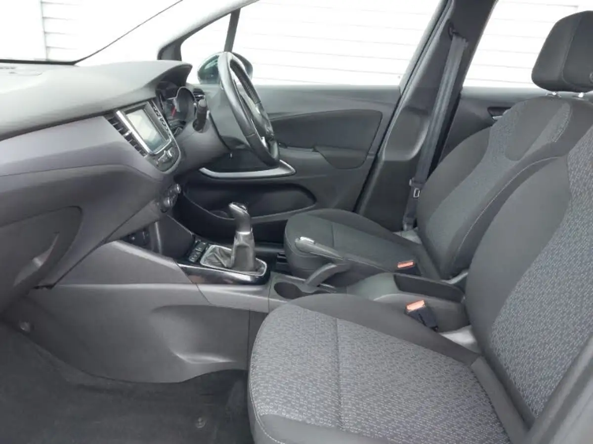 2021-vauxhall-crossland-12i-se-big-4