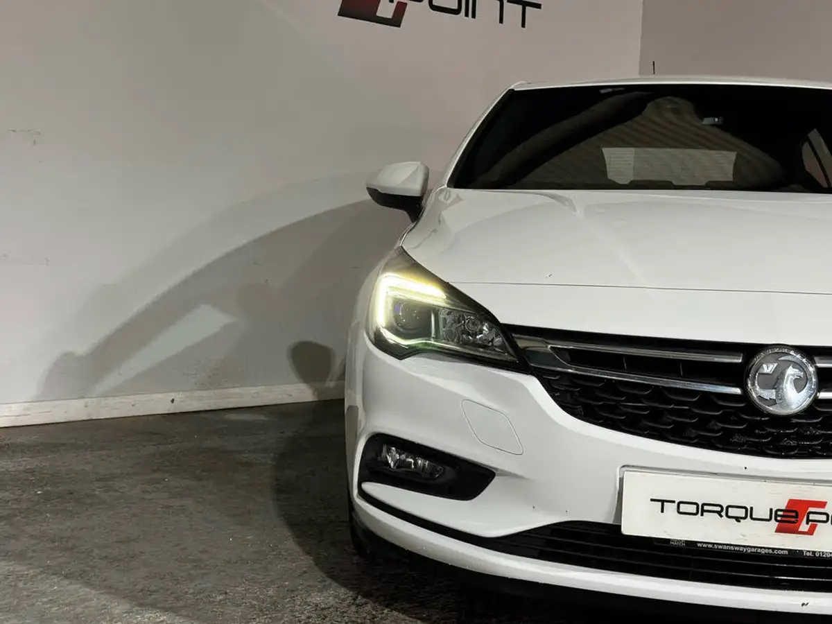 2016-vauxhall-astra-14i-16v-turbo-sri-150ps-hatchback-big-27