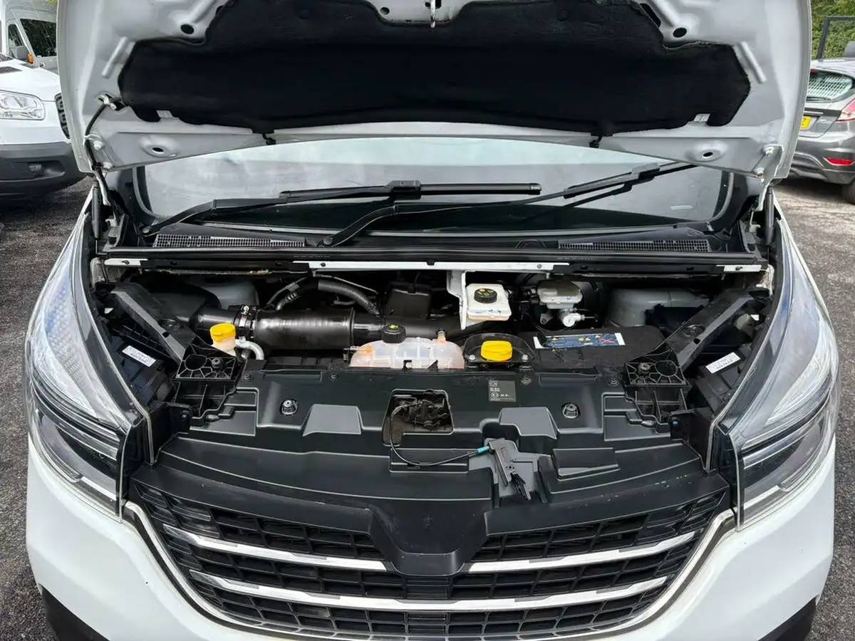 2020-renault-trafic-20dci-ll30-energy-120-sport-big-28