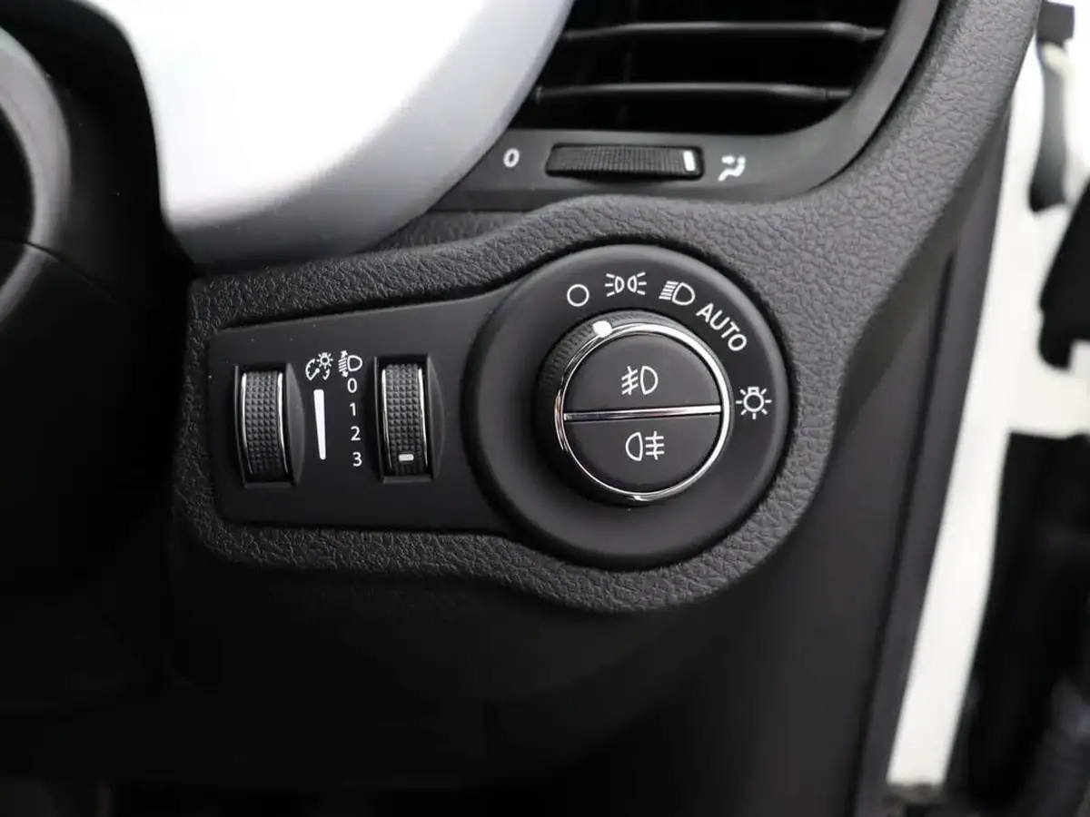 2022-fiat-500x-10-firefly-turbo-connect-big-33