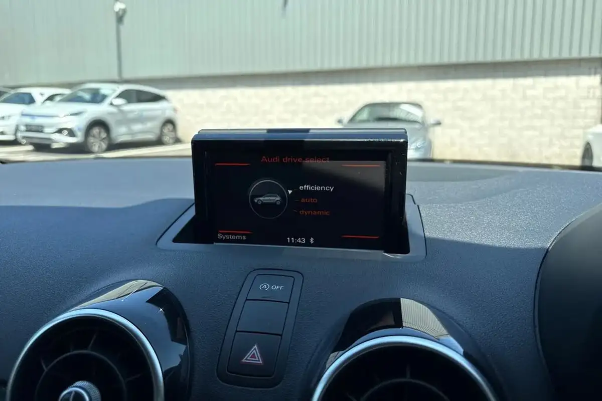 2018-audi-a1-14-tfsi-sport-nav-sportback-5d-big-40