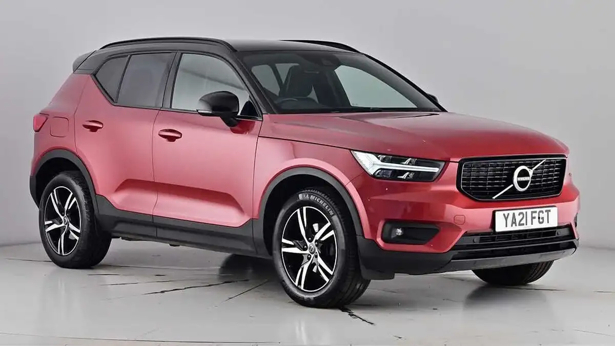 2021-volvo-xc40-15-t3-r-design-161bhp-big-0
