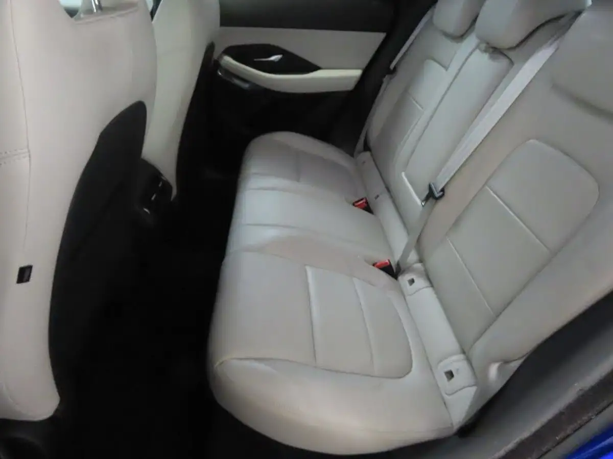 2018-jaguar-e-pace-20-i4d-r-dynamic-s-150ps-big-8