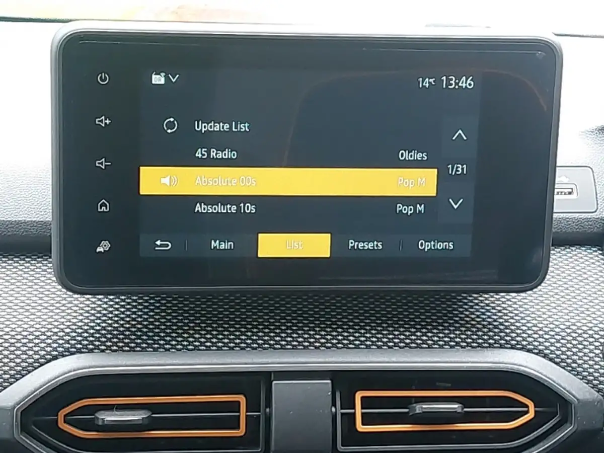 2022-dacia-sandero-stepway-10-tce-prestige-90bhp-big-9