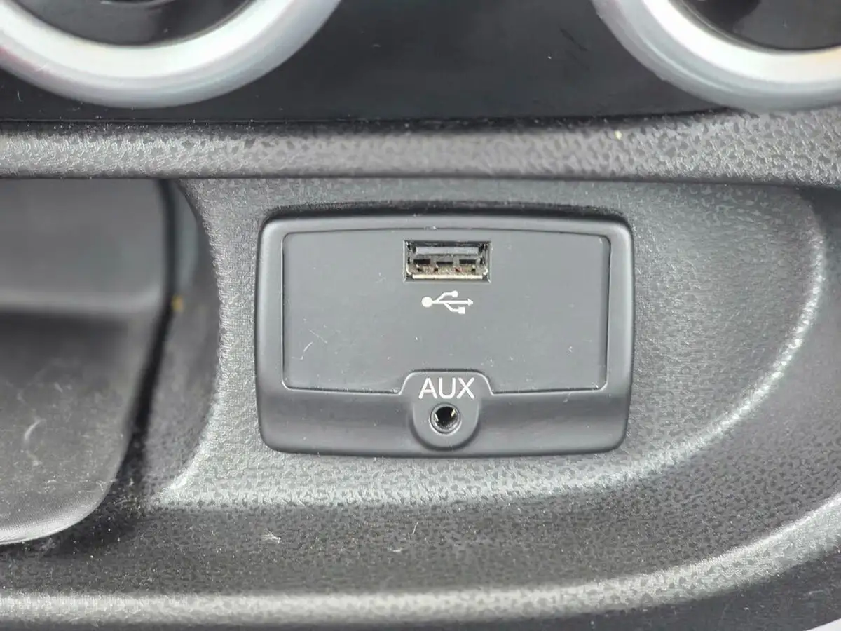 2013-fiat-500l-13td-easy-dualogic-big-37