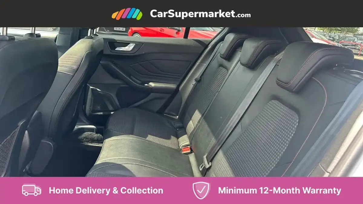 2020-ford-focus-15-st-line-x-hatchback-big-16