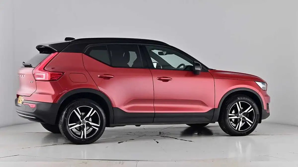 2021-volvo-xc40-15-t3-r-design-161bhp-big-76