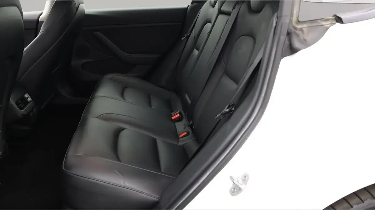 2021-tesla-model-3-e-long-range-4x4-big-16