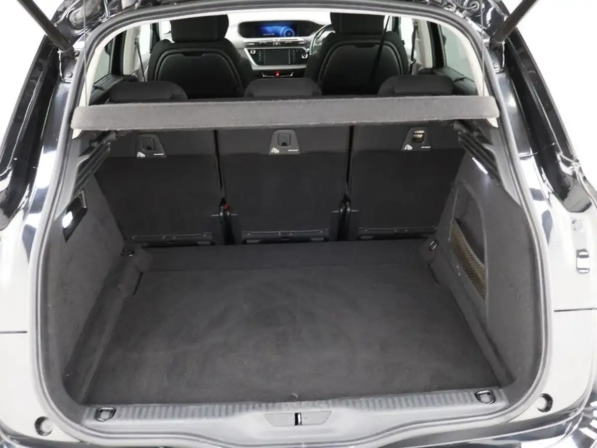 2016-citroen-c4-picasso-16bluehdi-exclusive-eat6-big-26