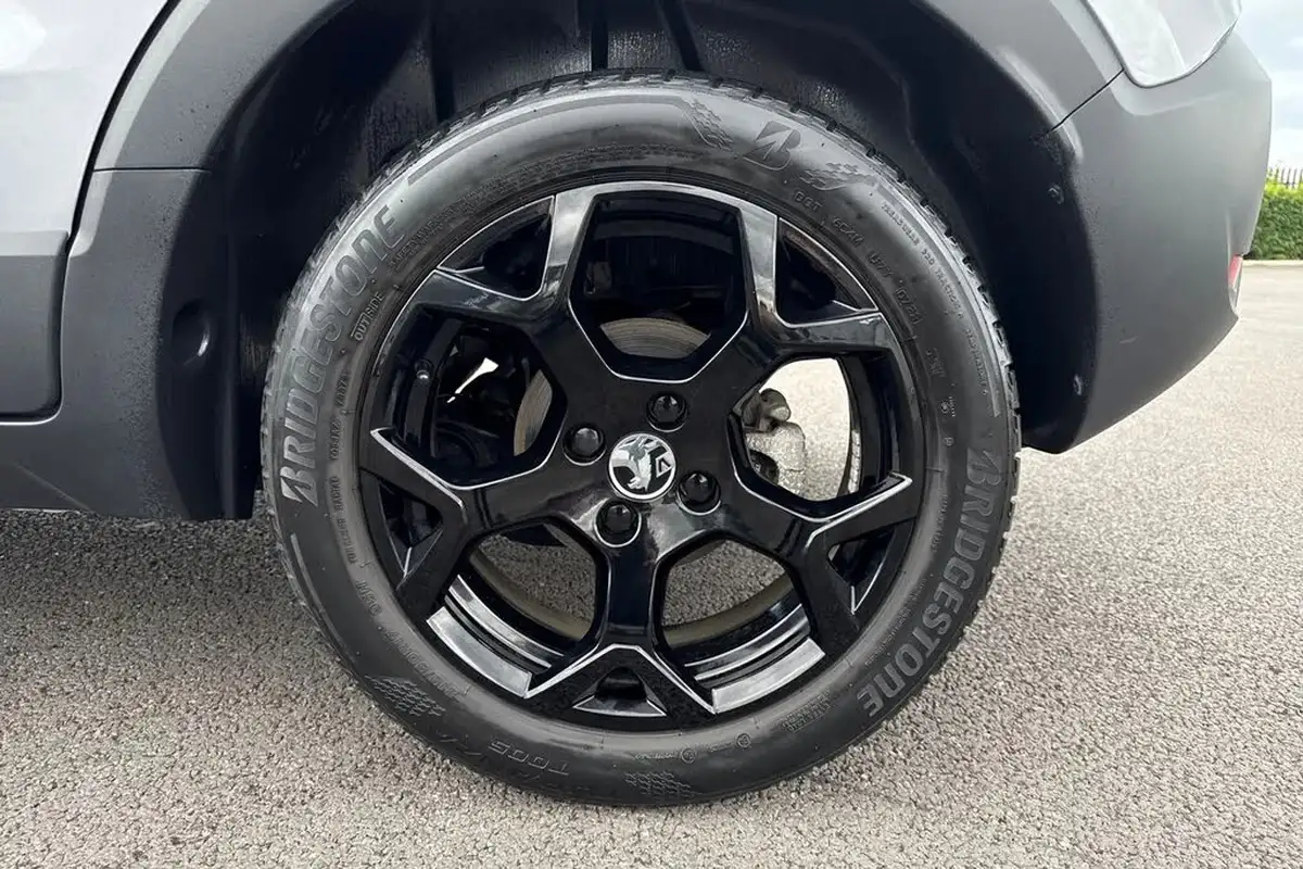 2022-vauxhall-crossland-12-gs-line-110ps-big-11