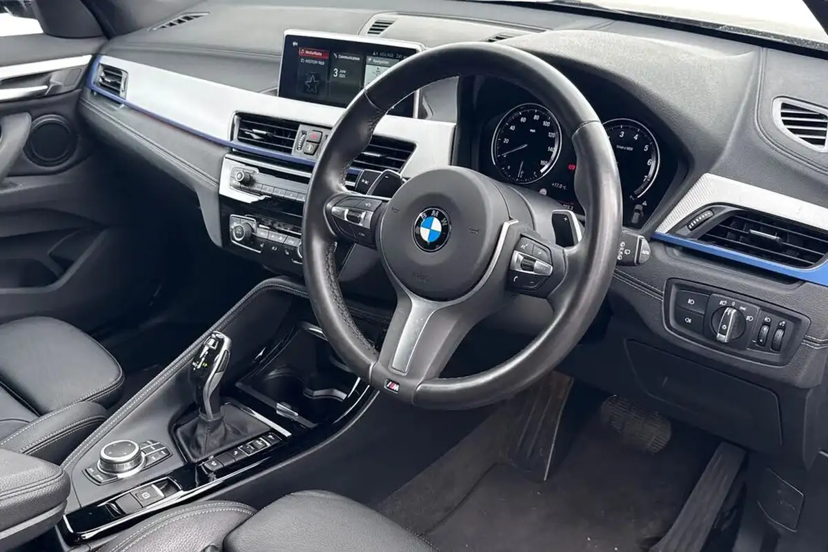 2019-bmw-x1-20-xdrive20i-m-sport-big-13