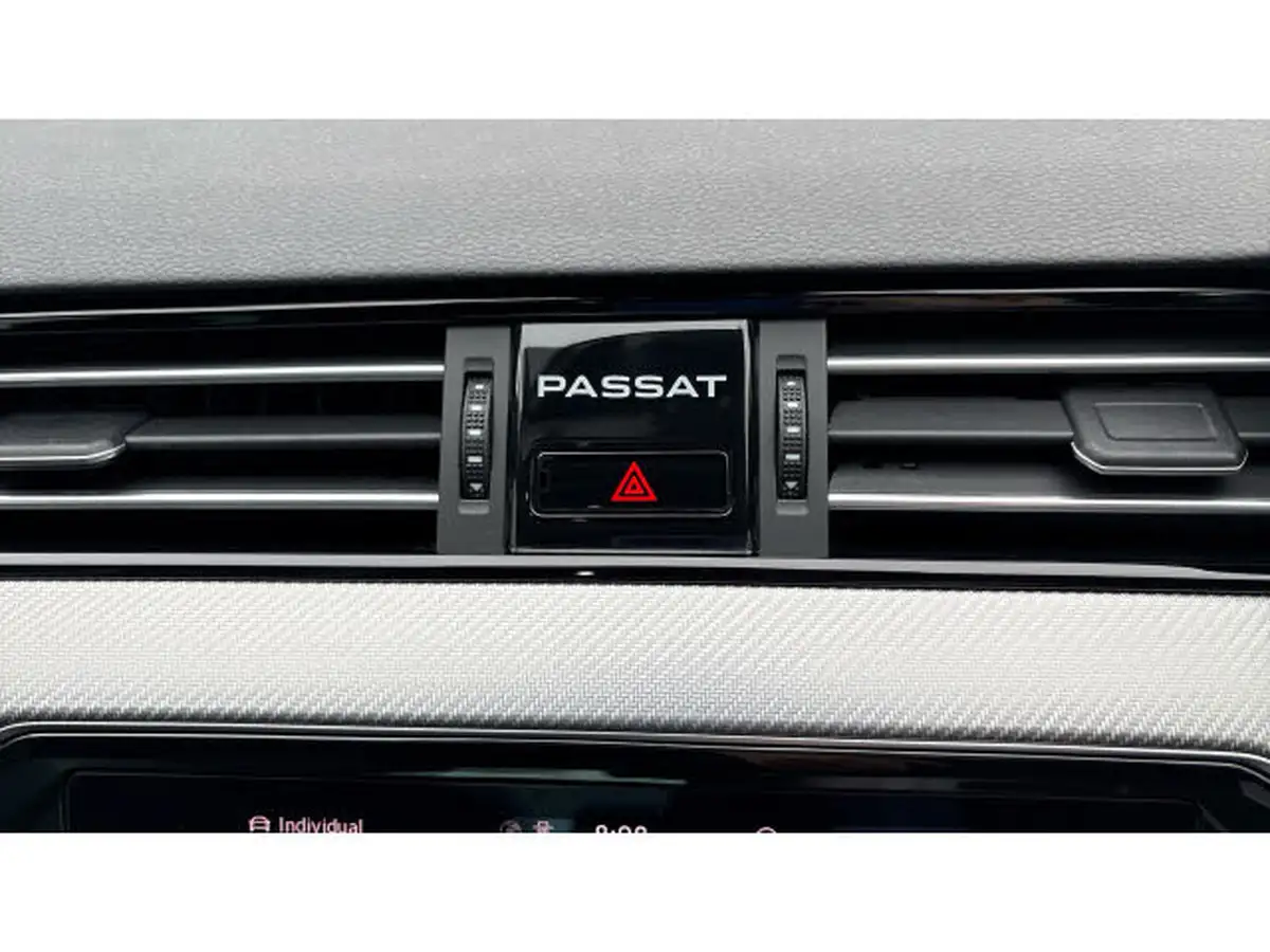 2020-volkswagen-passat-15-tsi-r-line-saloon-4d-dsg-big-30