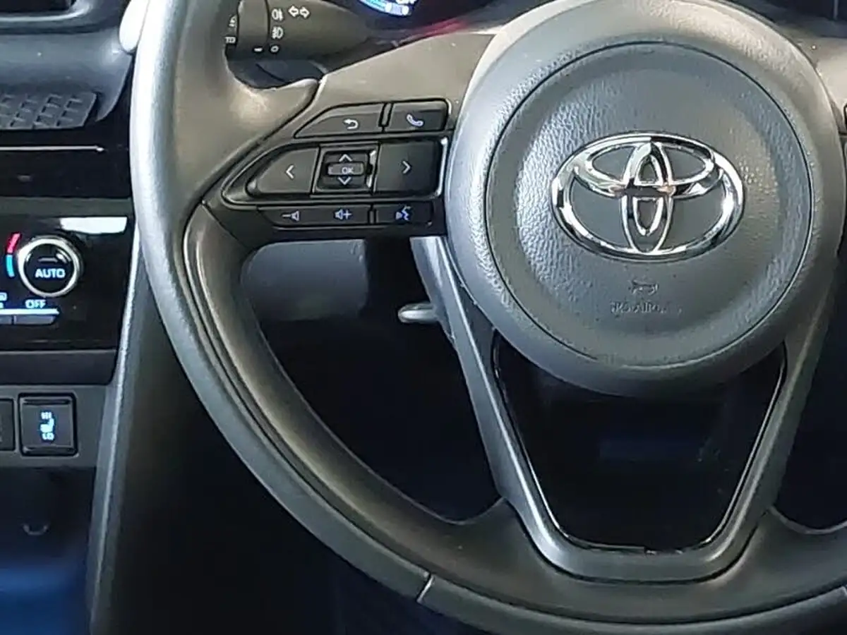 2022-toyota-yaris-cross-15-vvt-i-dynamic-big-9