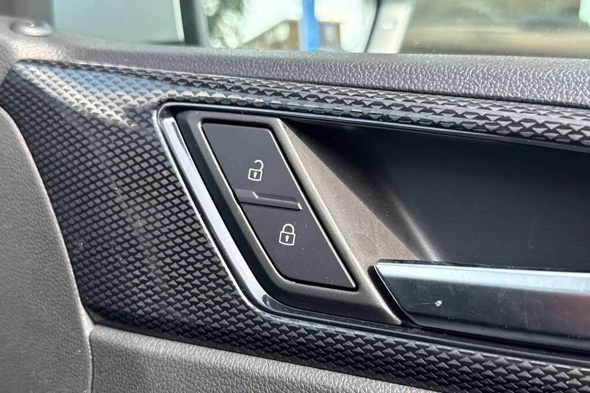 2025-volkswagen-polo-10-tsi-match-dsg-big-66