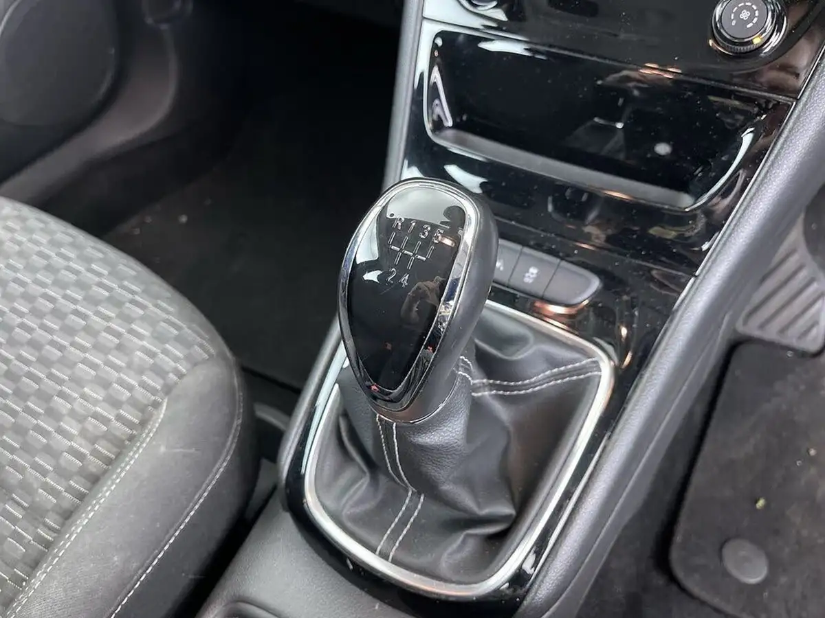 2018-vauxhall-astra-14i-sri-hatchback-big-44