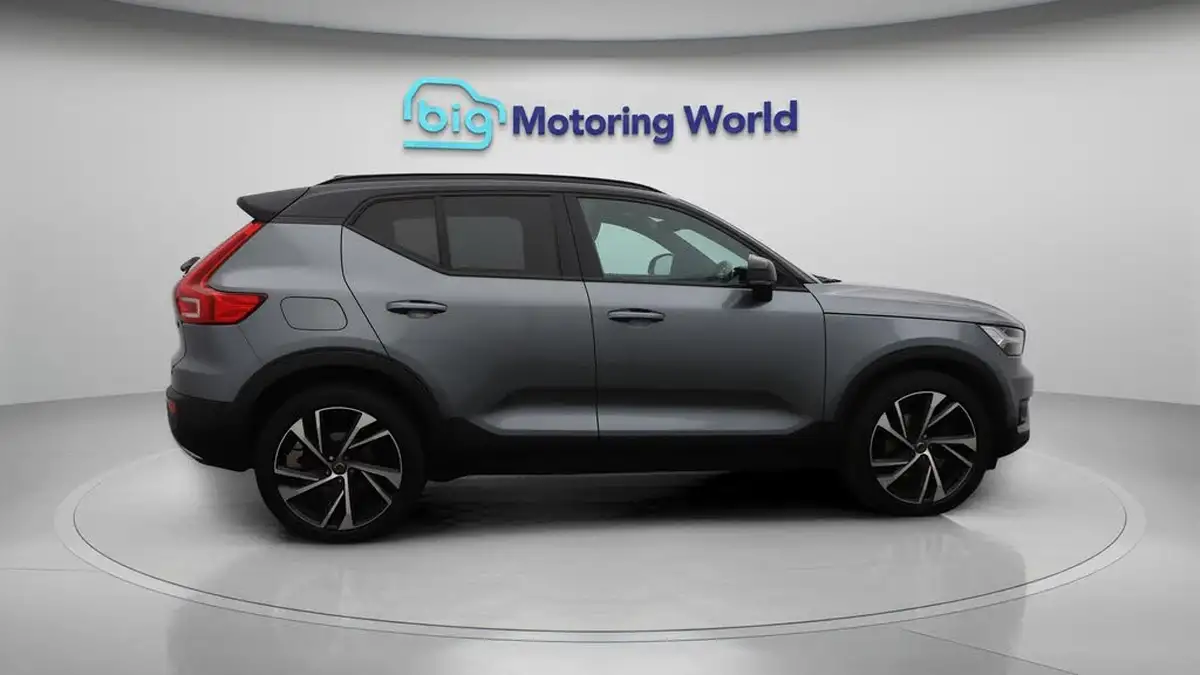 2019-volvo-xc40-20td-d3-r-design-pro-awd-geartronic-big-8
